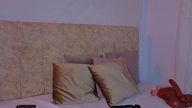Snapshot of angelinarouse_ chatting on 13, 6, 2026 angelinarouse online show from 13, 6, 2026