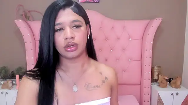 Snapshot of Samantha_Evans_18 chatting on 22, 3, 2025 Samantha Evans 18 online show from 22, 3, 2025