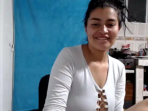 Snapshot of AlanaHotxx chatting on 25, 9, 2025 AlanaHotxx online show from 25, 9, 2025