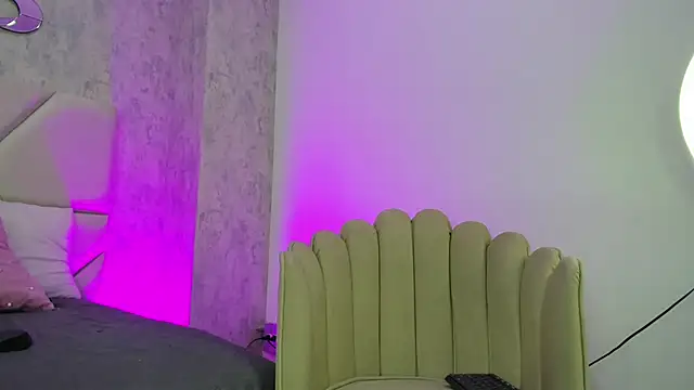 debora scoot online show from 29, 3, 2026