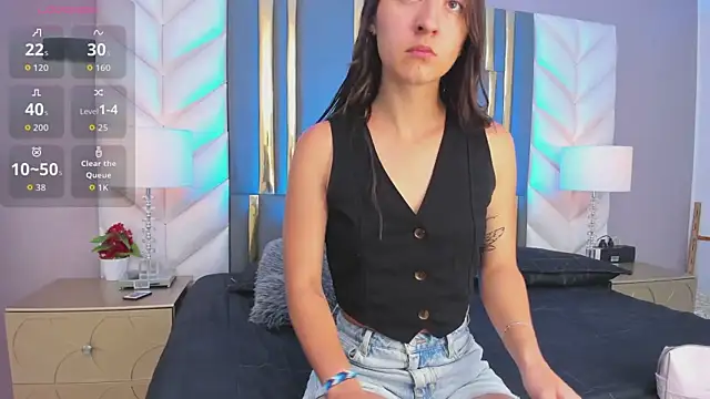 SaraJonness online show from 8, 10, 2025