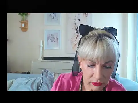 GabrielleTrue online show from 27, 10, 2025