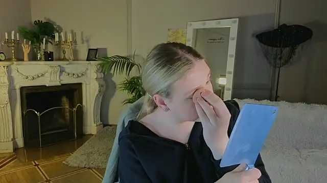 Jes Solar online show from 24, 9, 2025