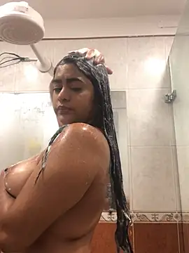 sophie 444  online show from 18, 3, 2025