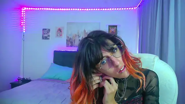 goth minerva online show from 13, 5, 2026