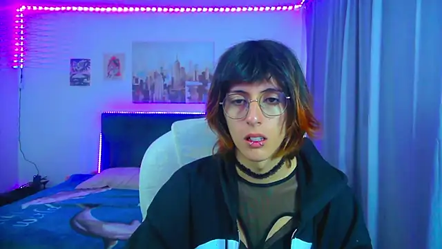 goth minerva online show from 25, 5, 2026