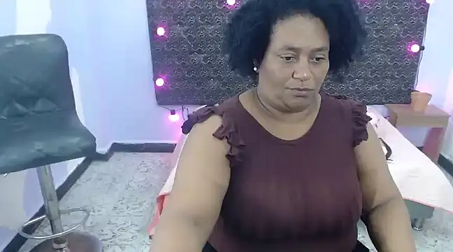 Snapshot of Sharon-stager chatting on 21, 3, 2025 Sharon-stager online show from 21, 3, 2025
