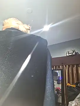 Snapshot of ItsBarbieBitcxxxx69 chatting on 26, 10, 2025 ItsBarbieBitcxxxx69 online show from 26, 10, 2025