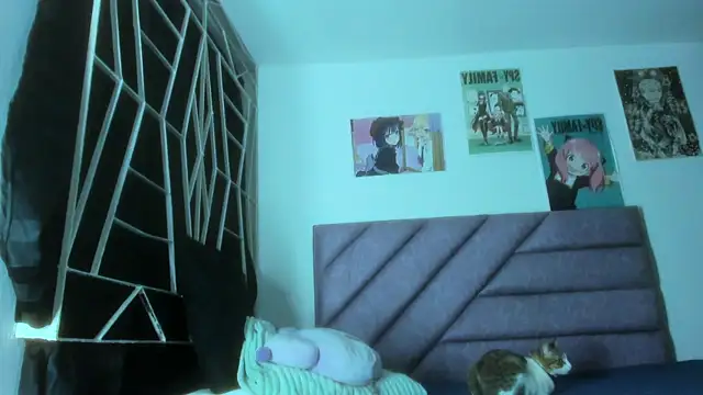 KARINNA  RAVEN online show from 7, 10, 2025