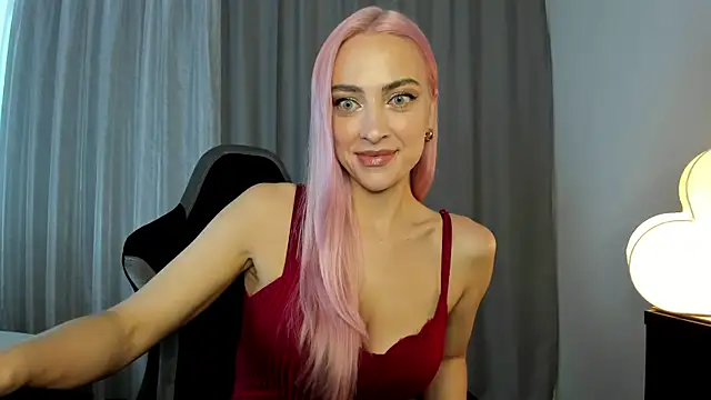 Snapshot of _Miss_Valentina_ chatting on 11, 10, 2025  Miss Valentina  online show from 11, 10, 2025