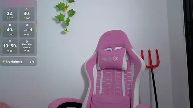 Daiana  prince online show from 8, 10, 2025