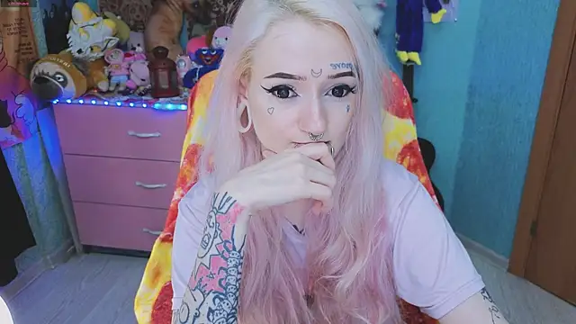 Snapshot of Manuela_unicorn chatting on 3, 11, 2025 Manuela unicorn online show from 3, 11, 2025