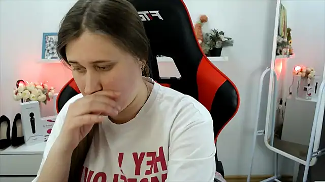 Lucky Lana online show from 5, 3, 2026