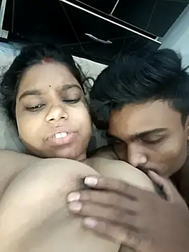 Snapshot of Mis_jay chatting on 3, 10, 2025 Mis jay online show from 3, 10, 2025