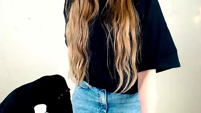 Doll Angelina online show from 27, 3, 2026