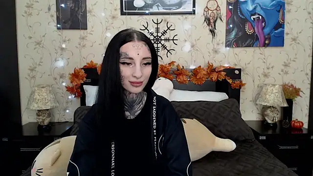 Velvetbat online show from 7, 10, 2025