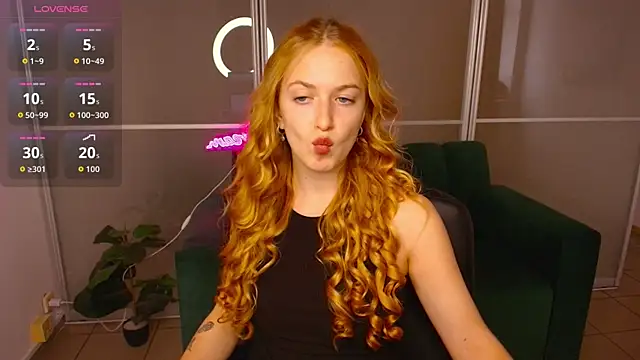 MirandaMayers online show from 7, 10, 2025