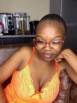 YummyMelanin117 online show from 29, 10, 2025