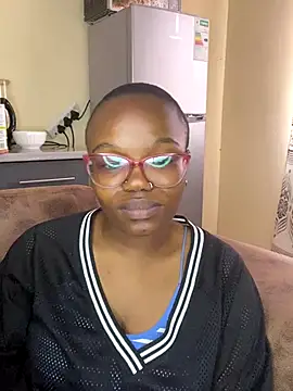 YummyMelanin117 online show from 6, 11, 2025