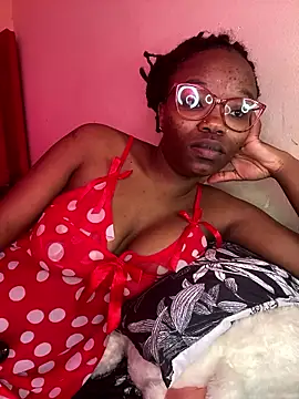 YummyMelanin117 online show from 19, 1, 2026