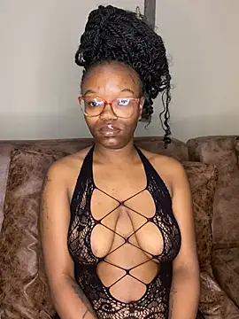 YummyMelanin117 online show from 11, 2, 2026