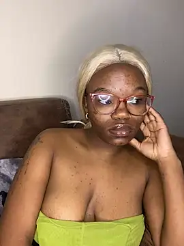 YummyMelanin117 online show from 27, 2, 2026