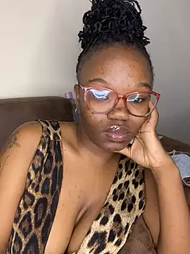 YummyMelanin117 online show from 11, 3, 2026