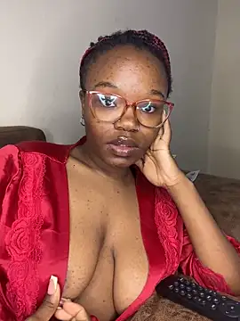 YummyMelanin117 online show from 11, 5, 2026