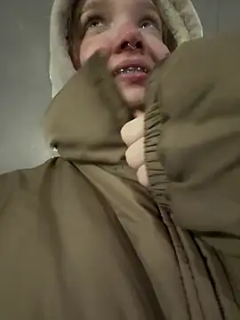 bambi lu online show from 13, 1, 2026