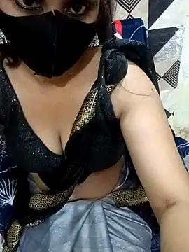 Snapshot of Summi-G chatting on 23, 3, 2025 Summi-G online show from 23, 3, 2025