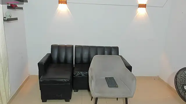 Snapshot of samxx_muscle chatting on 29, 5, 2026 samxx muscle online show from 29, 5, 2026