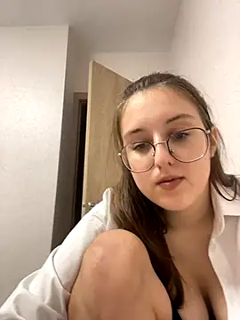 Snapshot of Vviikkssiikk chatting on 29, 9, 2025 Vviikkssiikk online show from 29, 9, 2025