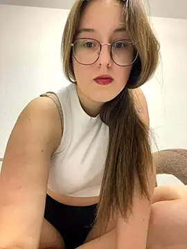 Snapshot of Vviikkssiikk chatting on 29, 10, 2025 Vviikkssiikk online show from 29, 10, 2025