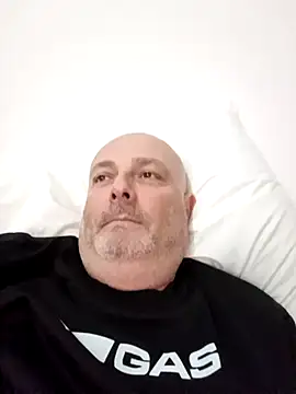 Alexis Bull online show from 28, 3, 2026