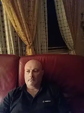 Snapshot of Alexis_Bull chatting on 25, 6, 2026 Alexis Bull online show from 25, 6, 2026