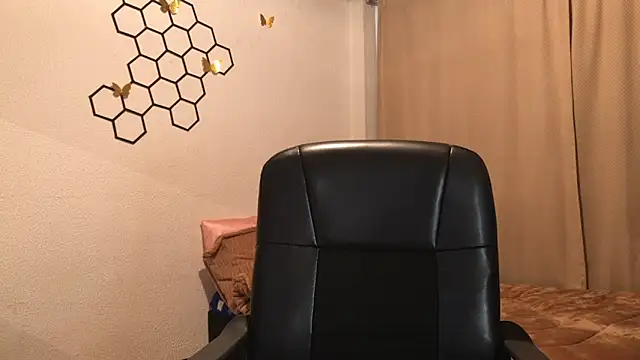 Snapshot of amelia_hall chatting on 25, 10, 2025 amelia hall online show from 25, 10, 2025