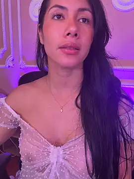 Snapshot of ArianaReynoldss chatting on 20, 10, 2025 ArianaReynoldss online show from 20, 10, 2025