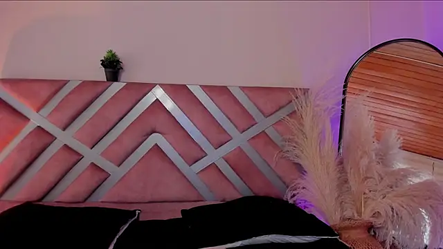 viol collins   online show from 16, 9, 2025