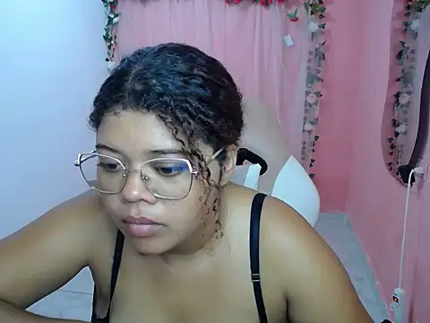 natalietits1 online show from 10, 10, 2025