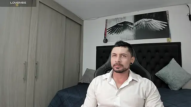 Snapshot of santi_aesthetic chatting on 26, 9, 2025 santi aesthetic online show from 26, 9, 2025