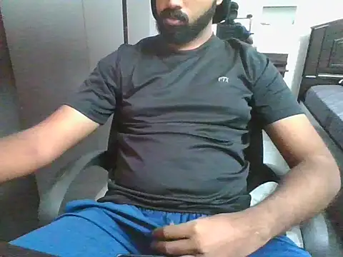 lovelyakash69 online show from 2, 12, 2025