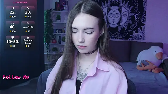 naugghtynikki online show from 24, 10, 2025