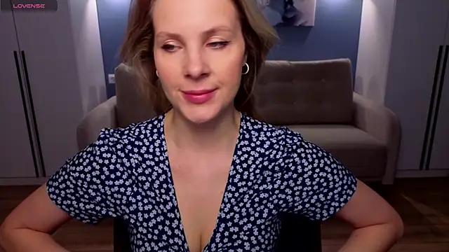 Snapshot of MelanieBennett chatting on 19, 4, 2026 MelanieBennett online show from 19, 4, 2026