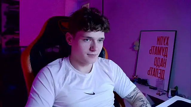 DanyDavis online show from 4, 10, 2025