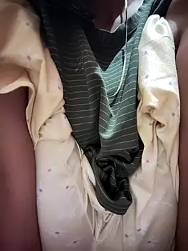 Snapshot of Desi_Bhabi_01 chatting on 2, 10, 2025 Desi Bhabi 01 online show from 2, 10, 2025