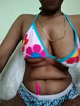 Snapshot of Desi_Bhabi_01 chatting on 17, 10, 2025 Desi Bhabi 01 online show from 17, 10, 2025