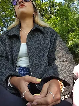 Snapshot of Pretty_roxxyy chatting on 28, 2, 2026 Pretty roxxyy online show from 28, 2, 2026