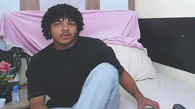 Snapshot of black_king_241 chatting on 12, 10, 2025 black king 241 online show from 12, 10, 2025