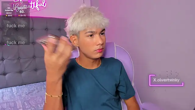 OliverTwinky online show from 9, 9, 2025