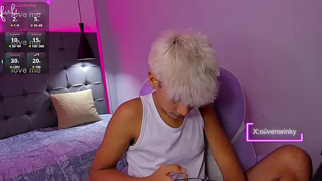 OliverTwinky online show from 12, 9, 2025